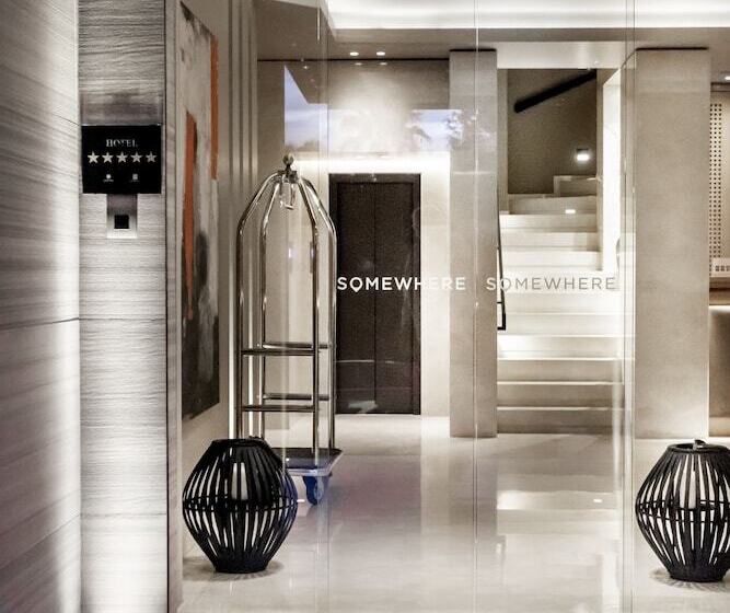 בית מלון כפרי Somewhere Vouliagmeni