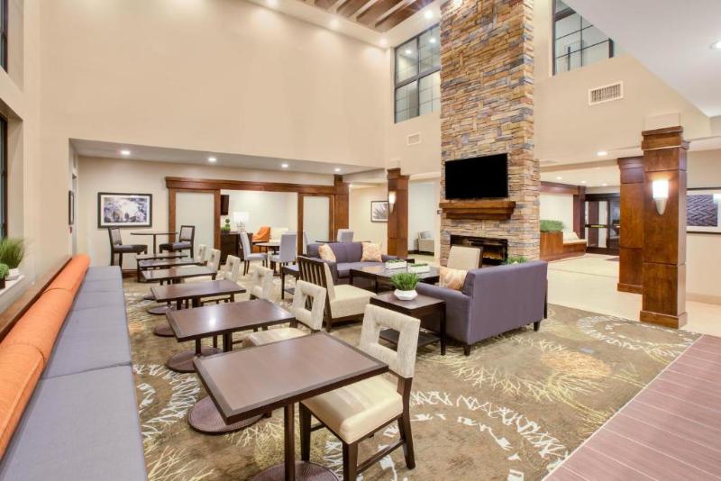 فندق Staybridge Suites   Benton Harbor St. Joseph, An Ihg