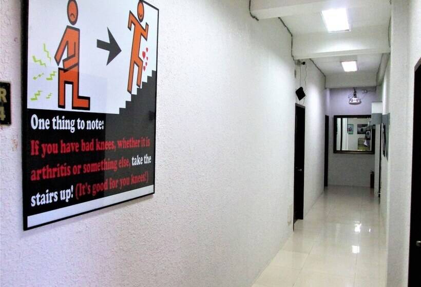 Hotel Stonestown Suites