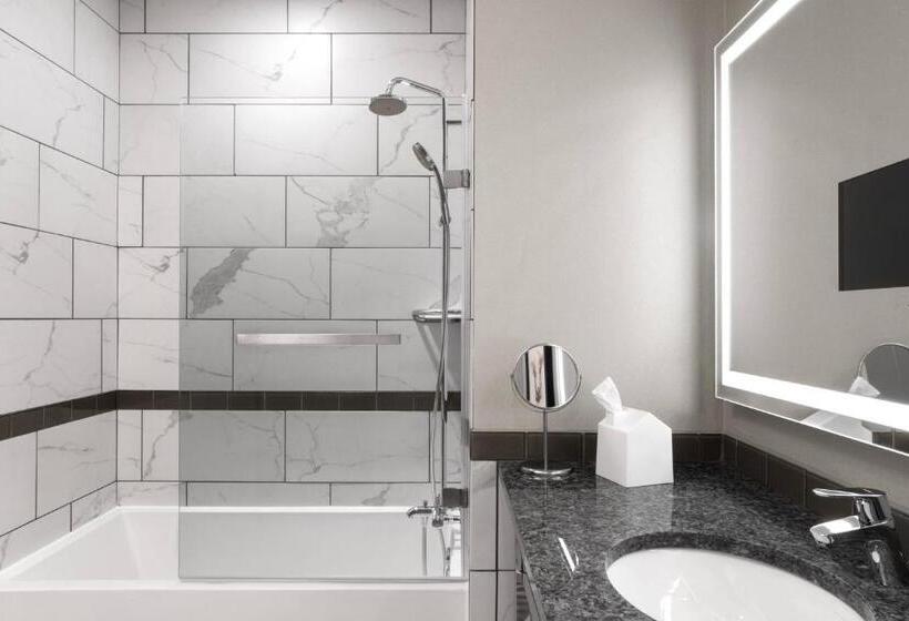 호텔 The Current Iowa, Autograph Collection