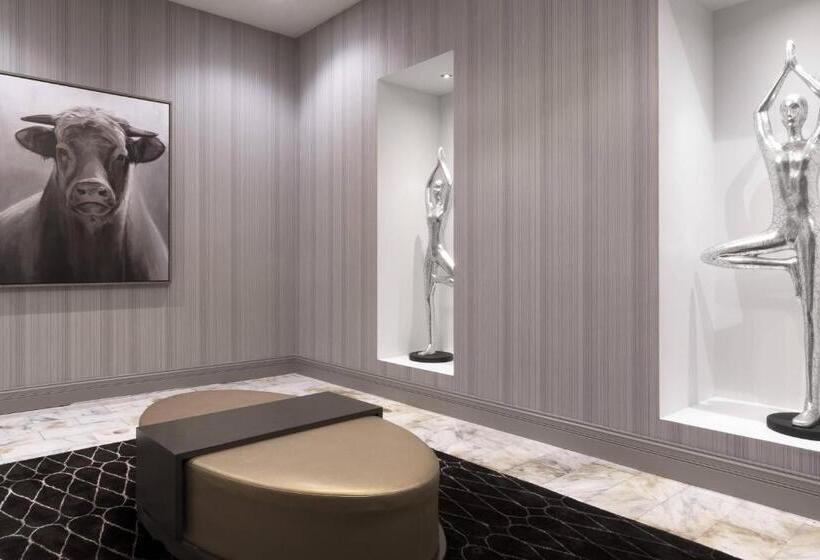 هتل The Current Iowa, Autograph Collection