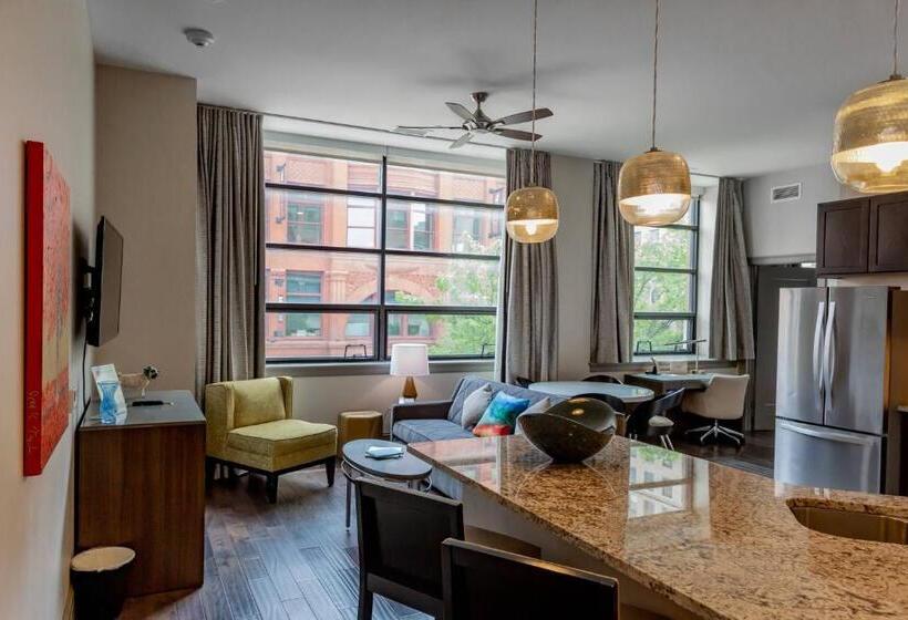 호텔 The Current Iowa, Autograph Collection