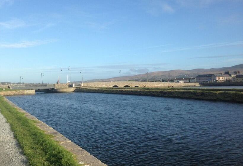 ホテル Willows B&b