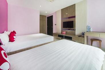 Fotos del hotel Zen Rooms Evergreen Residence:  30
