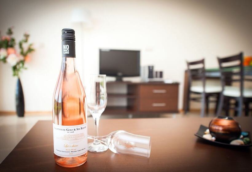 Lighthouse Apartments & Villas