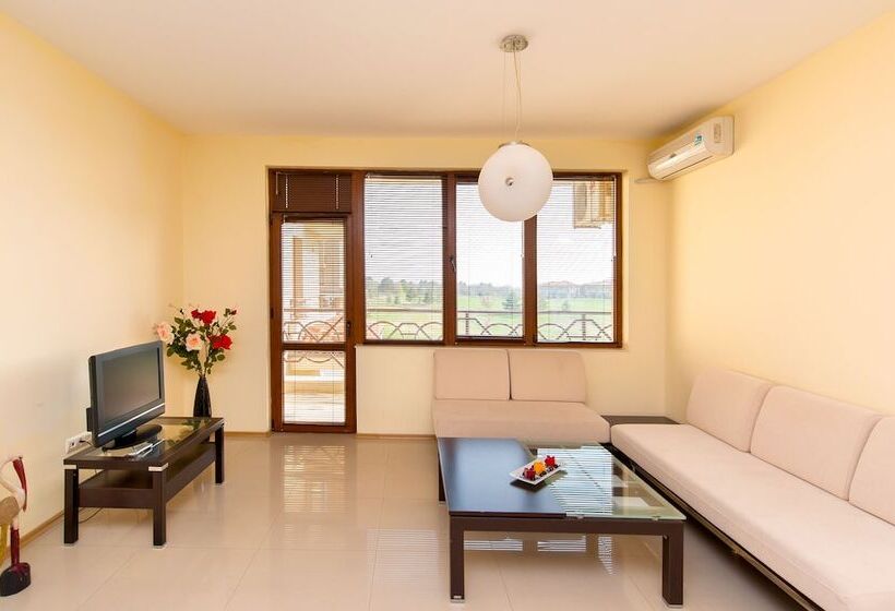 Lighthouse Apartments & Villas