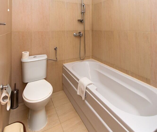 Lighthouse Apartments & Villas