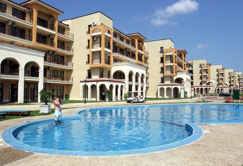 Lighthouse Apartments & Villas