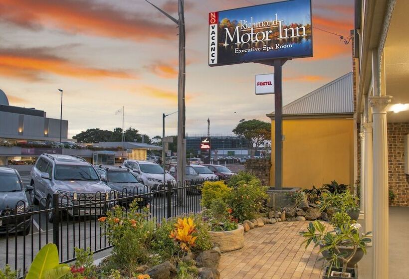 فندق على الطريق Richmond Motor Inn
