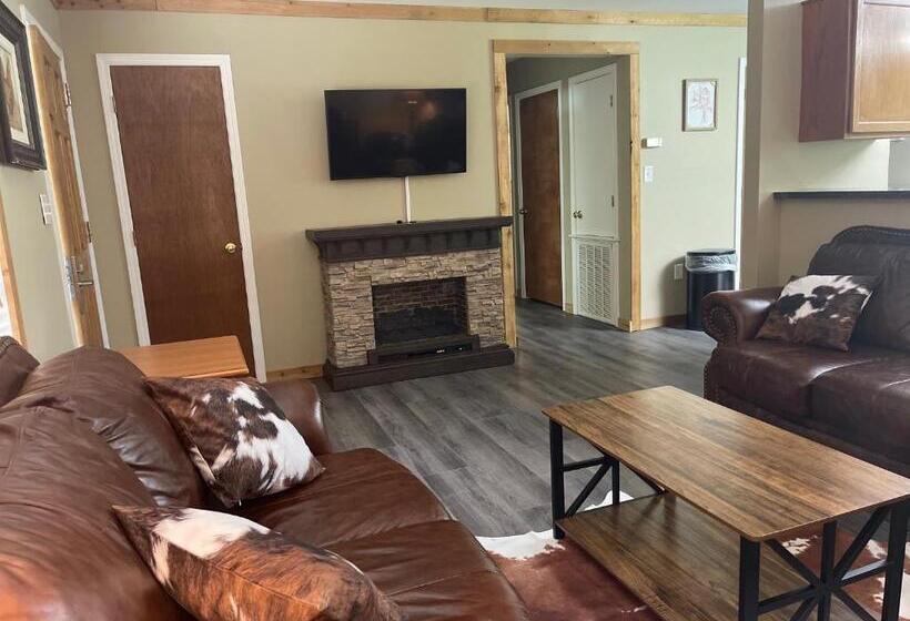 Мотель Stagecoach Inn Woodville