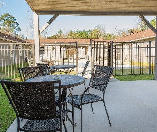 Мотель Stagecoach Inn Woodville