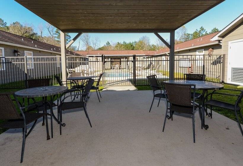 Мотель Stagecoach Inn Woodville