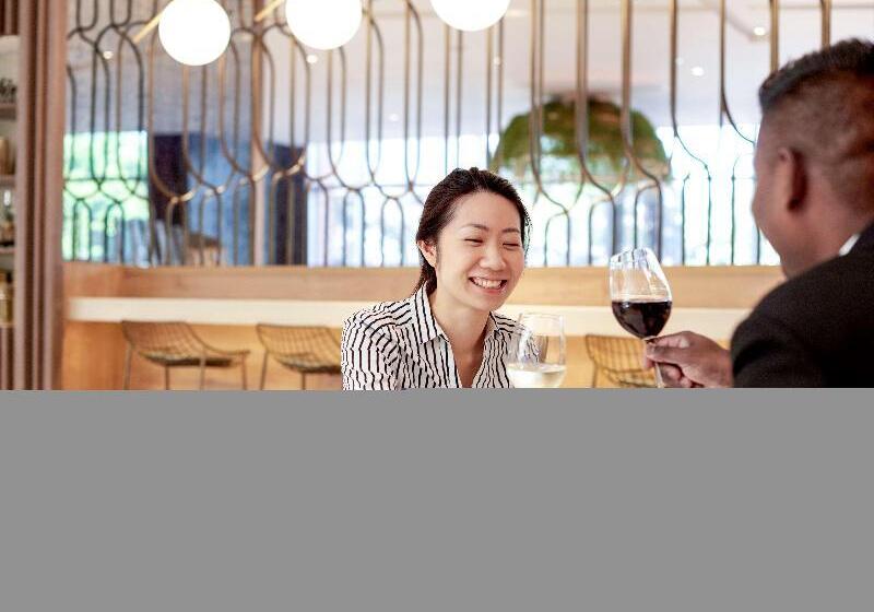 Novotel London Heathrow Airport T1 T2 And T3