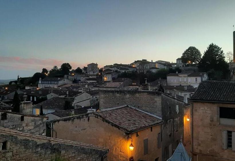 پانسیون La Maison Colline