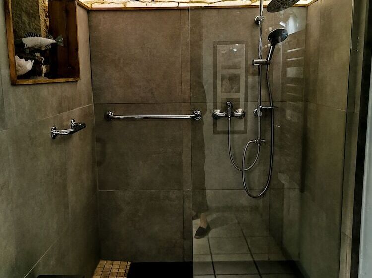 Пансион Les Jardins De La Contie