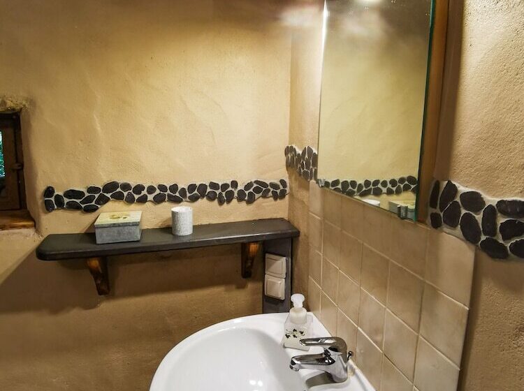 Пансион Les Jardins De La Contie