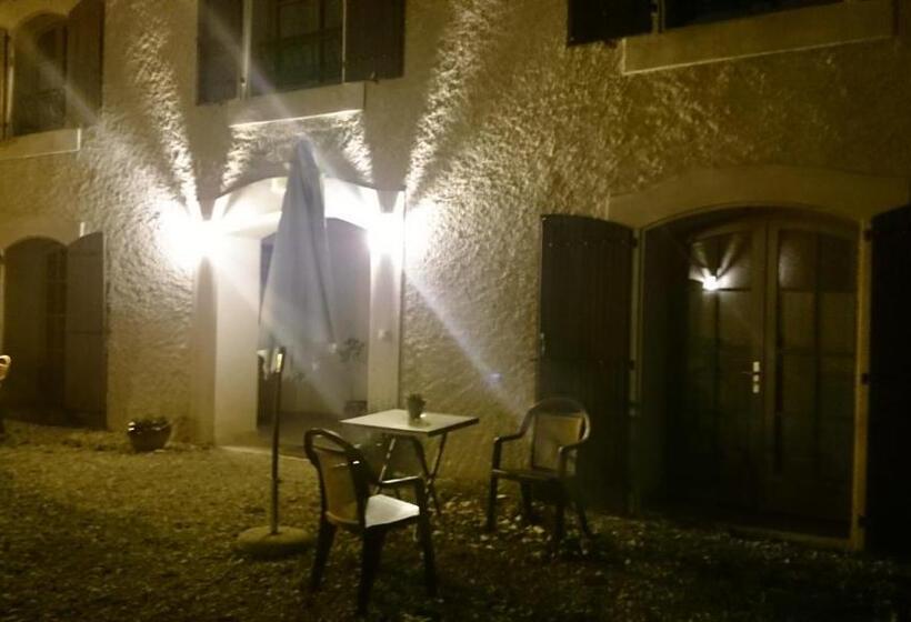 פנסיון Relais De Laval
