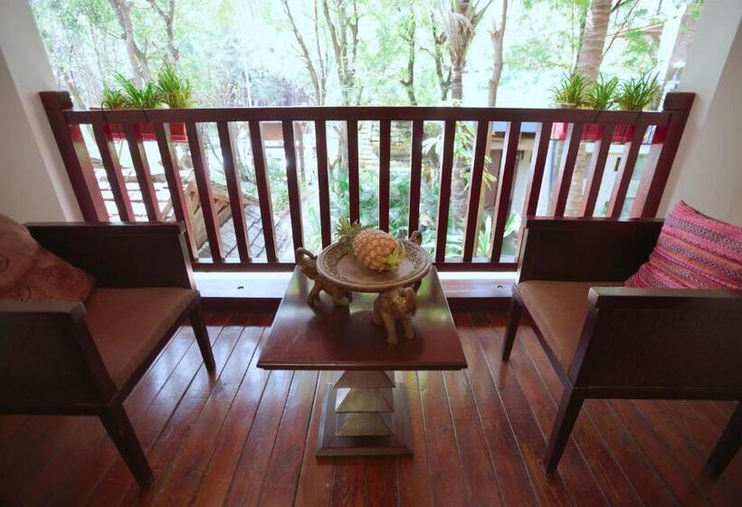 بنسيون Xishuangbanna Elephant Home Guesthouse