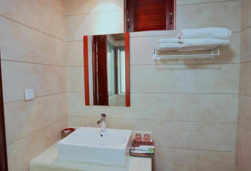 بنسيون Xishuangbanna Elephant Home Guesthouse