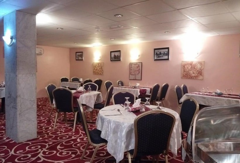 هتل Petra By Night