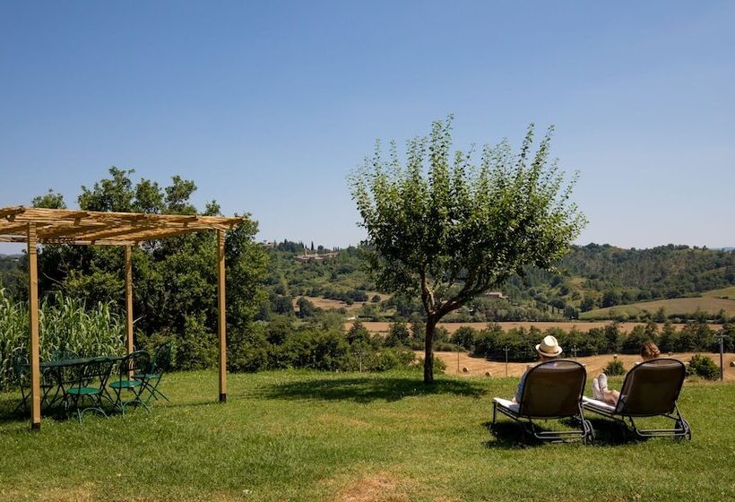 Poggiovalle Tenuta Italiana