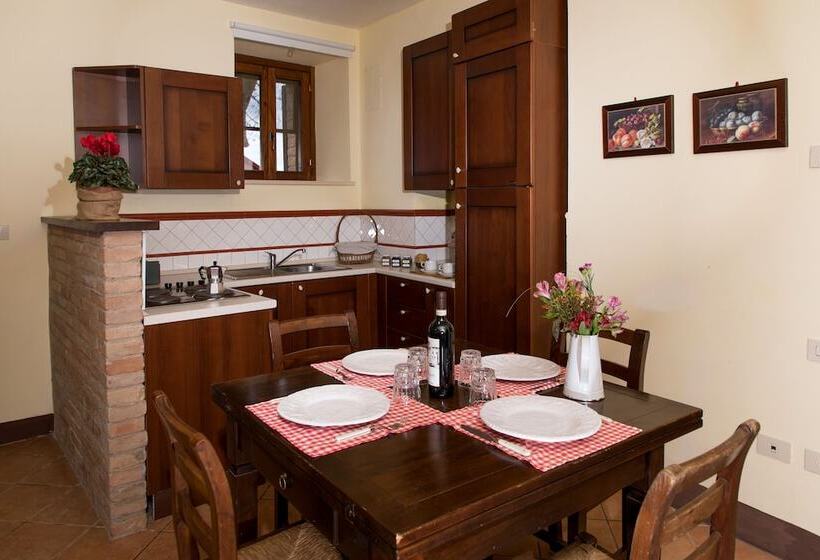 Poggiovalle Tenuta Italiana