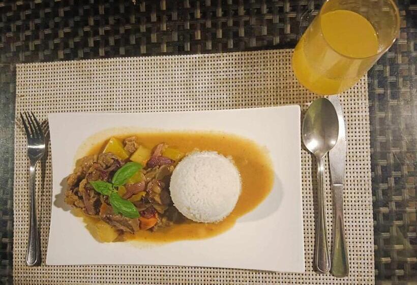 Курорт Palawan Sandcastles