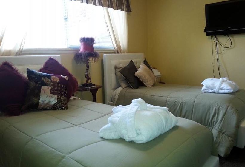 Secret Garden Bed & Breakfast