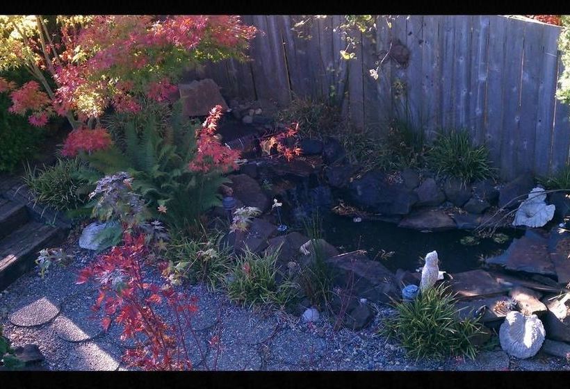 Secret Garden Bed & Breakfast