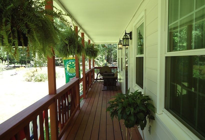 Shady Acres Bed And Breakfast