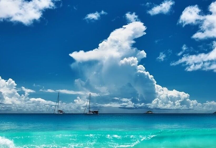 South Point Villas Cerf Island