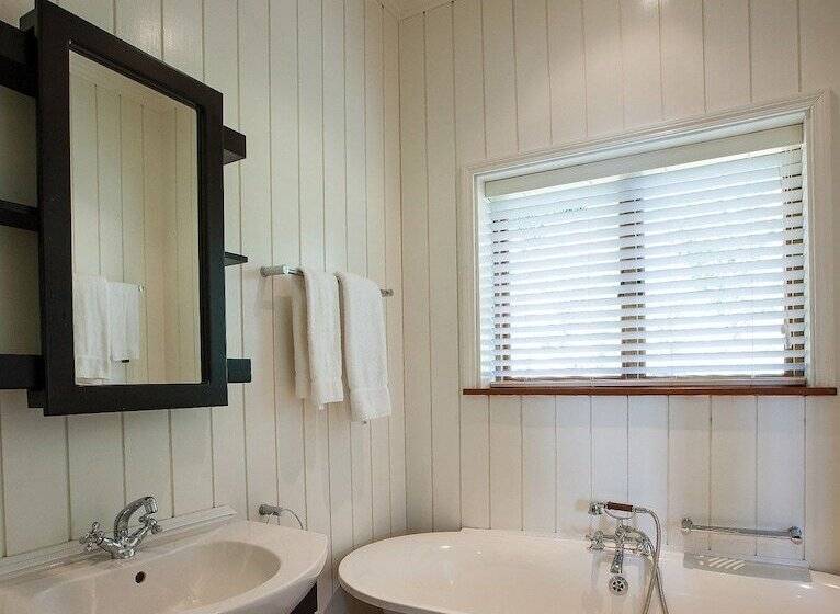 South Point Villas Cerf Island