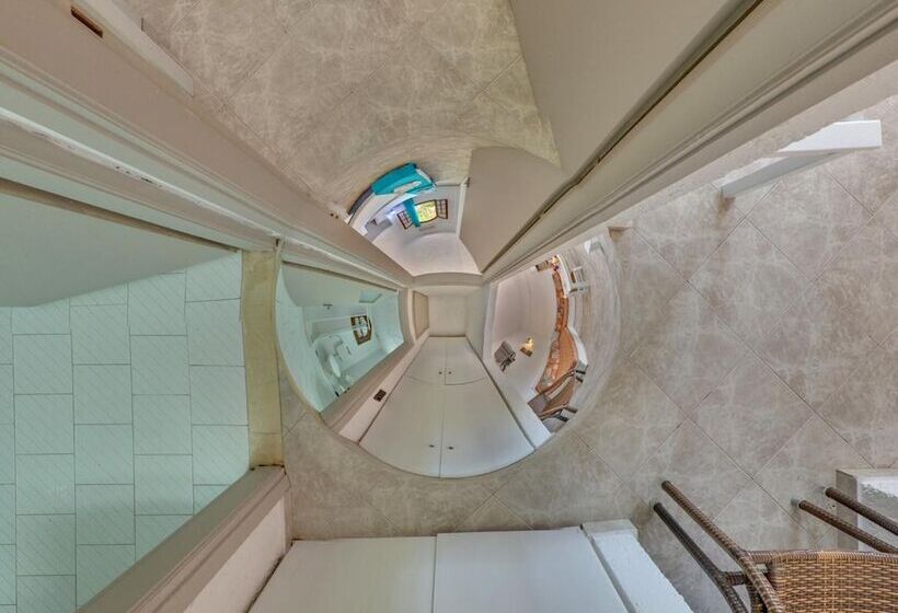 Valentina Apartments