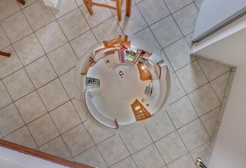 Valentina Apartments