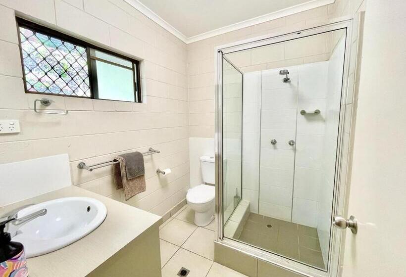 Yongala Lodge By The Strand