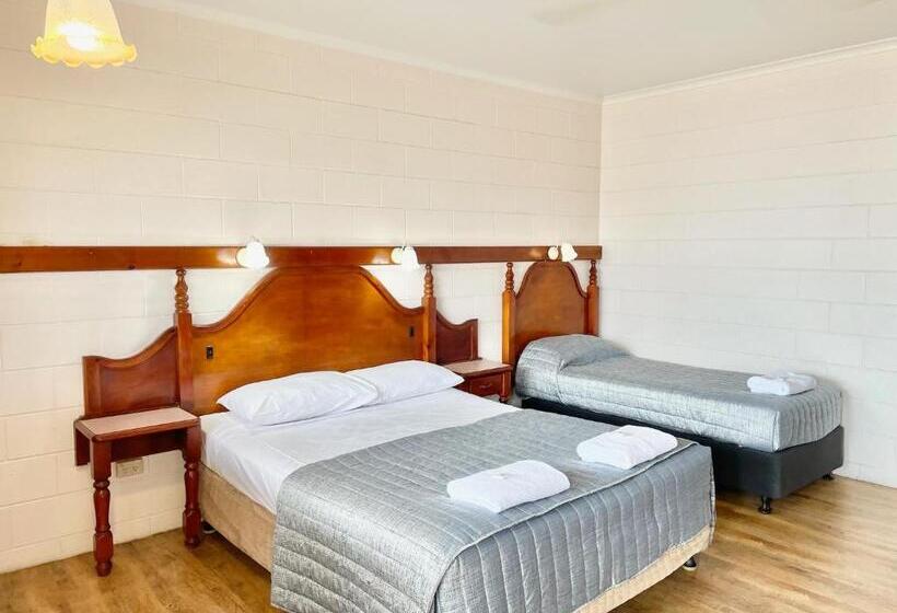 Yongala Lodge By The Strand