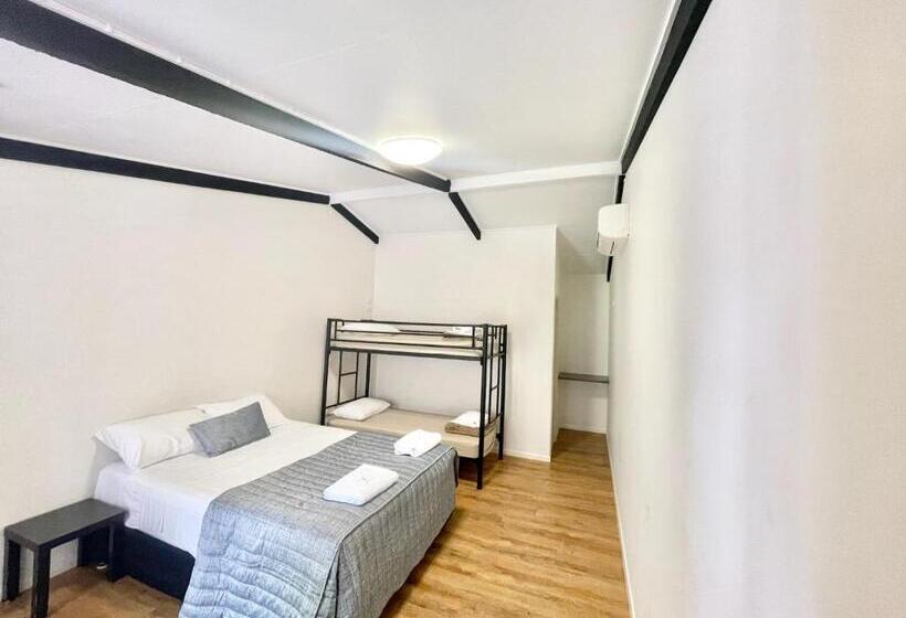 Yongala Lodge By The Strand