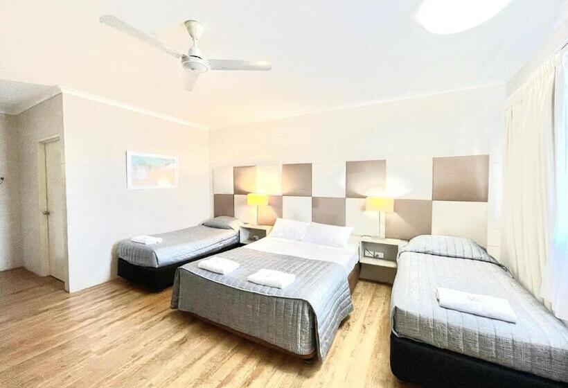 Yongala Lodge By The Strand