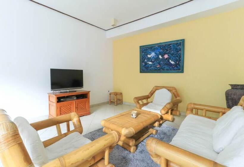 Yuli Bungalows