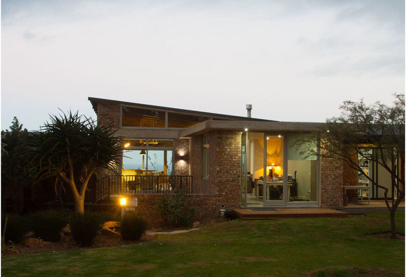 旅馆 Surfari Accommodation And Venue