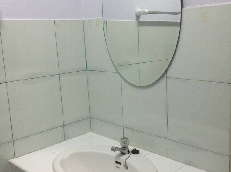 Baan Par Pern Hadchaosamran