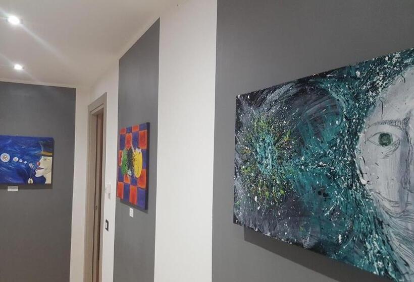 تختخواب و صبحانه La Dimora Degli Artisti