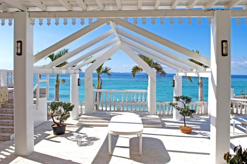 Beach Resort Morimar