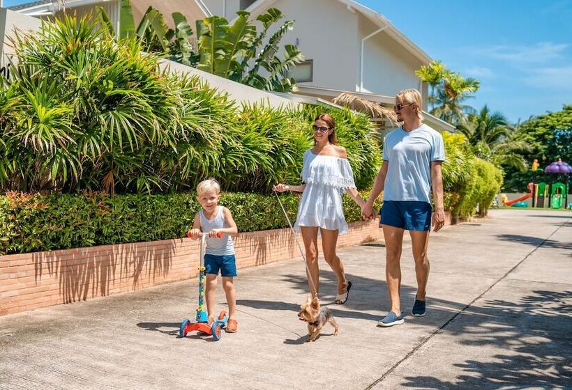 Beachside Villa Mojito