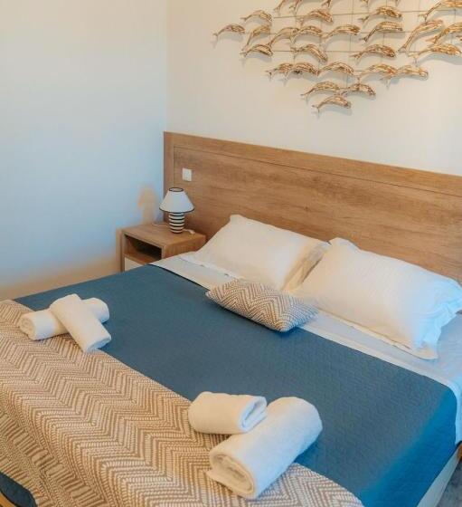 مبيت وإفطار Rooms & Apartments Archontou