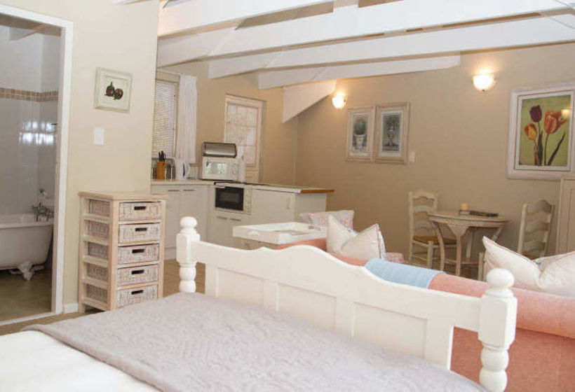 住宿加早餐  The Islander Knysna Guesthouse