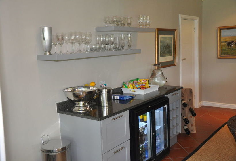 住宿加早餐  The Islander Knysna Guesthouse