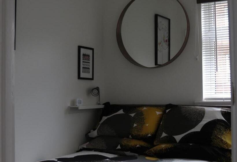 City Centre Great Location Parking Fast Wifi