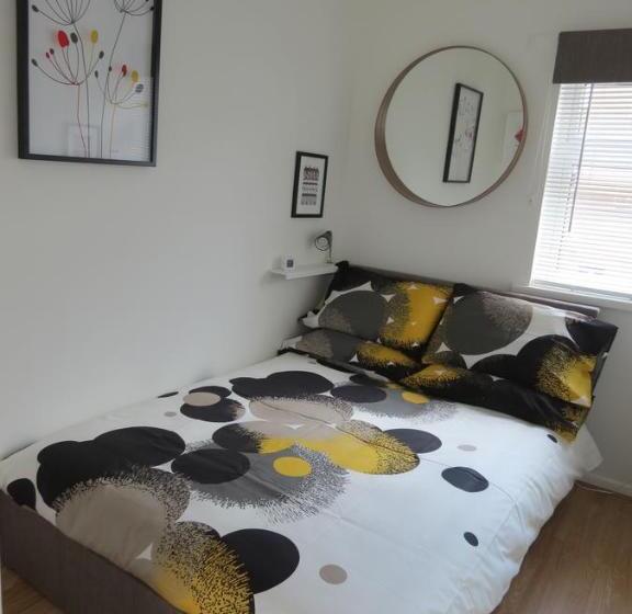 City Centre Great Location Parking Fast Wifi