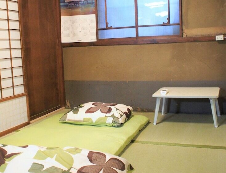 Deer Guesthouse   Hostel